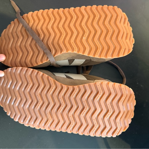 New Balance 237 - size 7.5 BRAND NEW NEVER WORN - Picture 5 of 6